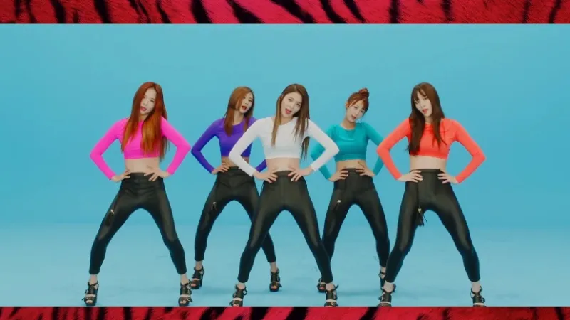 EXID dalam Up And Down © soompi.com