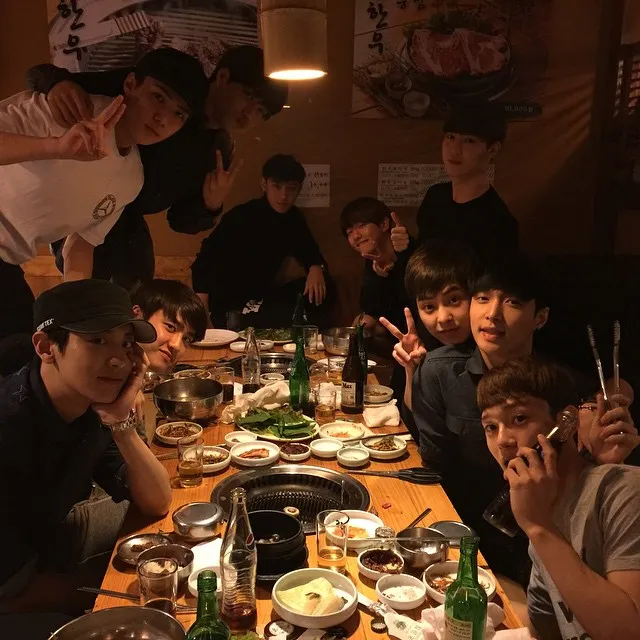 10 member EXO siap memberikan sentuhan baru di dunia K-Pop. @Sehun Instagram