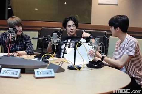 EXO mengaku nggak pernah berkelahi secara fisik. ©MBC