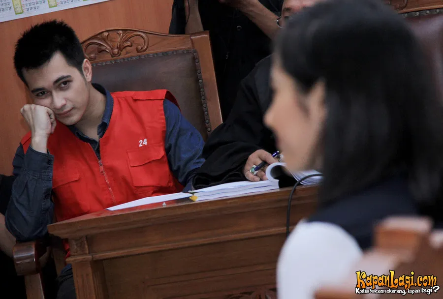 Suasana persidangan Eza Gionino dan Ardina Rasti