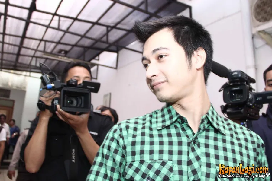 Eza Gionino sempat sakit.