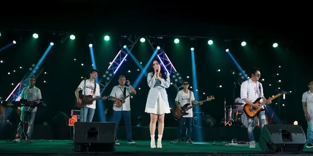 Yeni Inka - Berlayar Tak Bertepian
