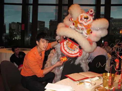 Wu Chun saat merayakan tahun baru Imlek @xin.msn.com