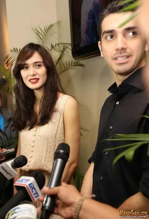 Bahagianya pengantin baru @ Kapanlagi.com®/Budy Santoso