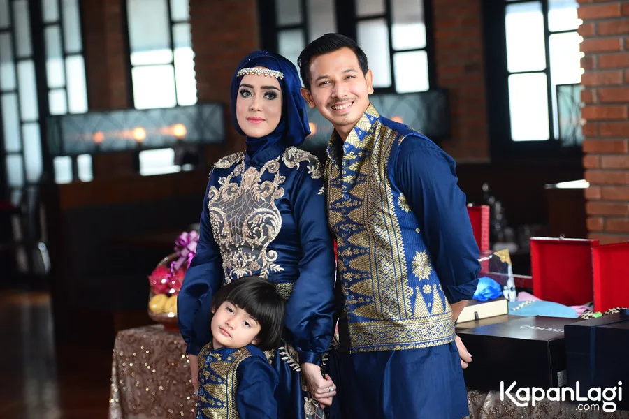 Fairuz dan Sonny resmi bertunangan © KapanLagi.com®/Bayu Herdianto