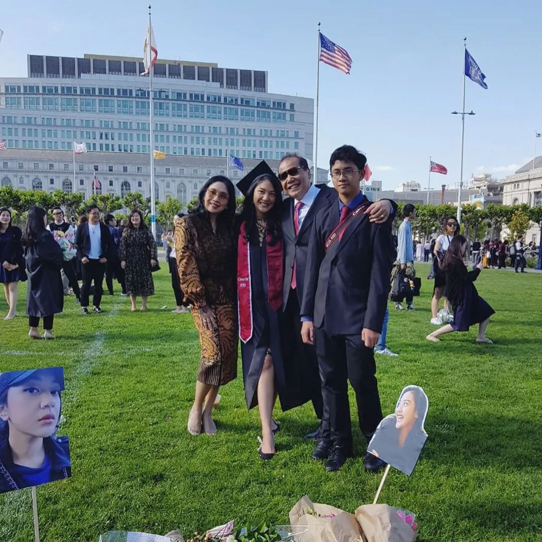 Putri Tanjung ©instagram.com/putri_tanjung