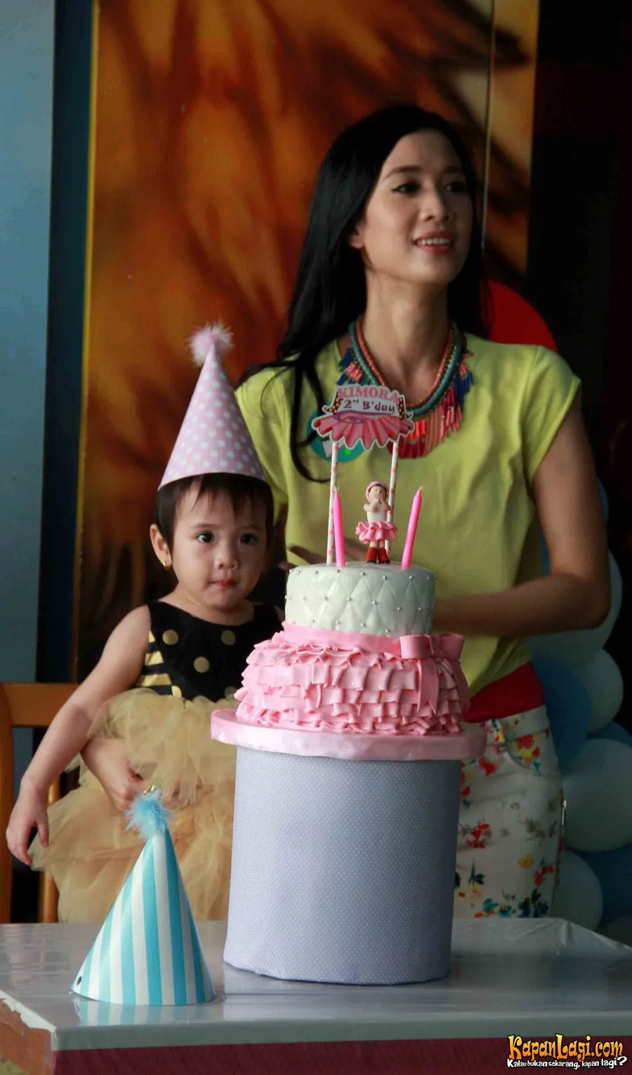 Fanny Fabriana rayakan ultah Kimora yang kedua. @KapanLagi.com®/Altov Johar