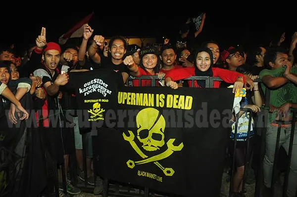 facebook.com/SupermanIsDead.Bali