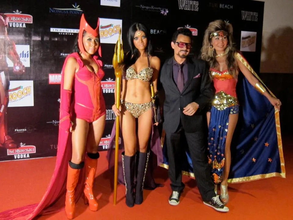 farah quinn di batam ©istimewa