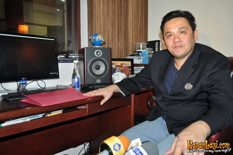Ahmad Dhani laporkan Farhat agar anak-anaknya tidak berbuat anarkis.