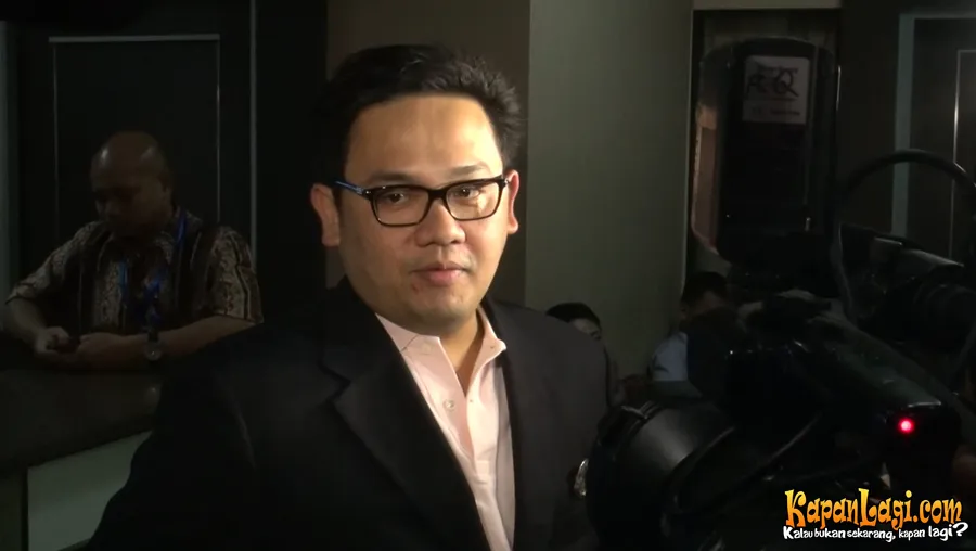 Farhat Abbas sudah lama merasa seperti duda. @KapanLagi.com