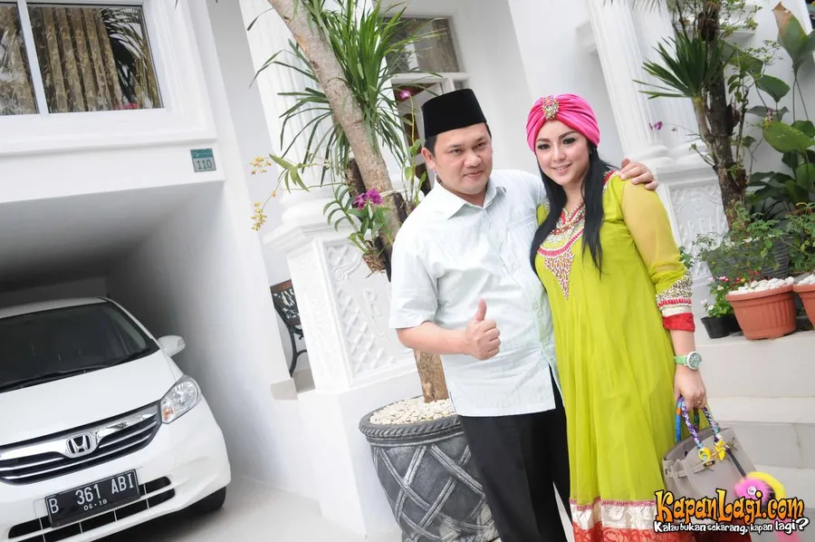 Farhat dan Regina berseteru setelah berpisah. ©KapanLagi.com/Bayu Herdianto