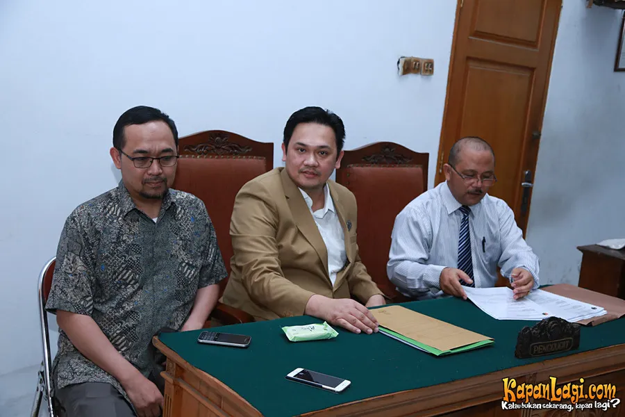 Pengacara Dhani ngotot penjarakan Farhat Abbas/©KapanLagi.com®Agus Apriyanto