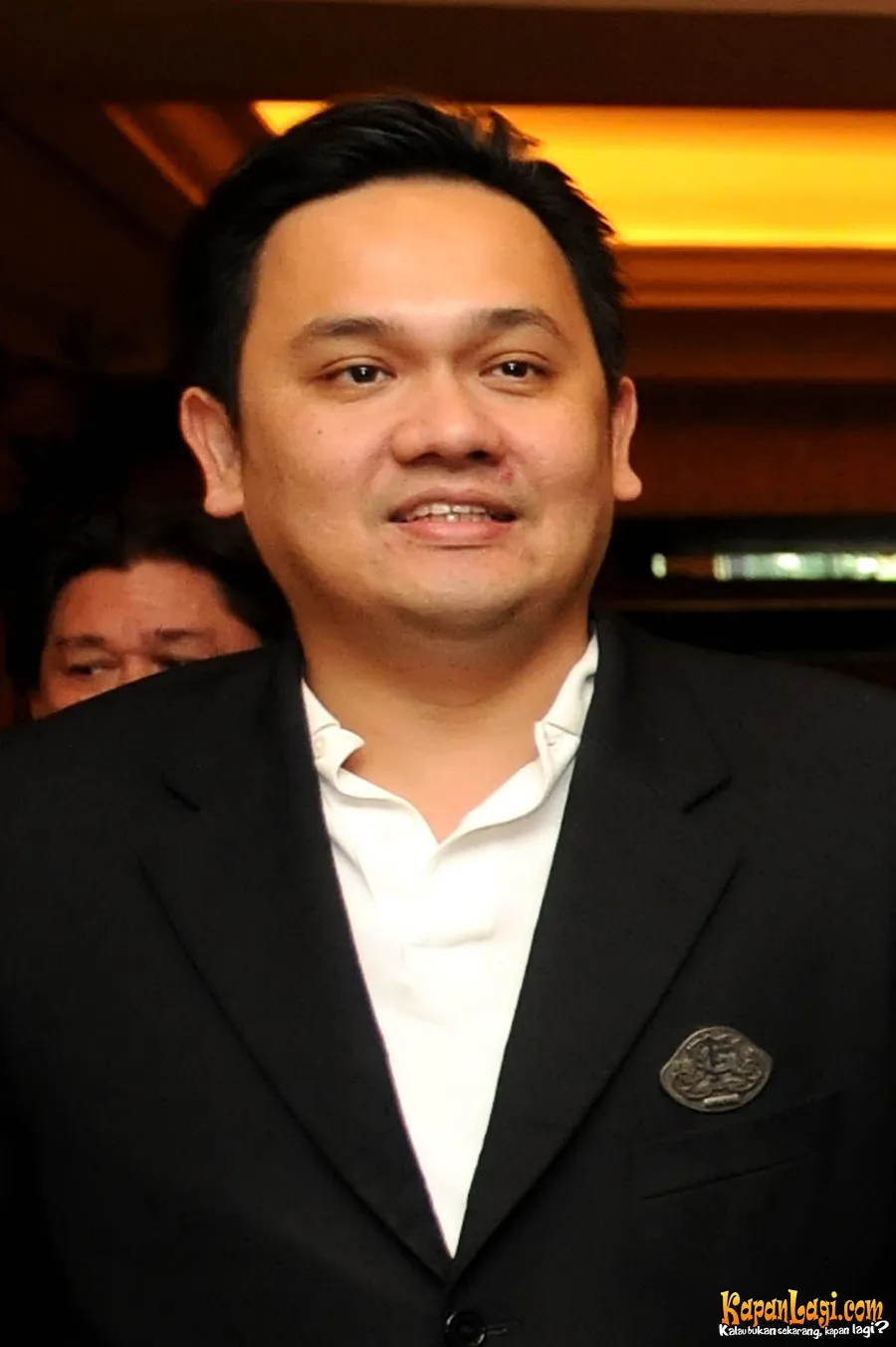 Farhat Abbas dan Ahmad Dhani saling melaporkan satu sama lain.