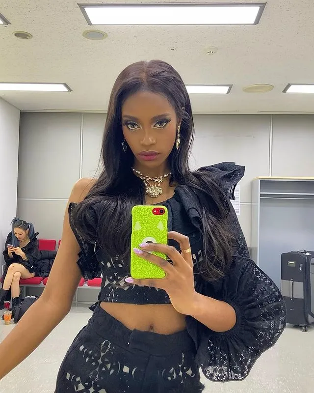 Fatou BLACK SWAN credit: instagram.com/b_fatou_s