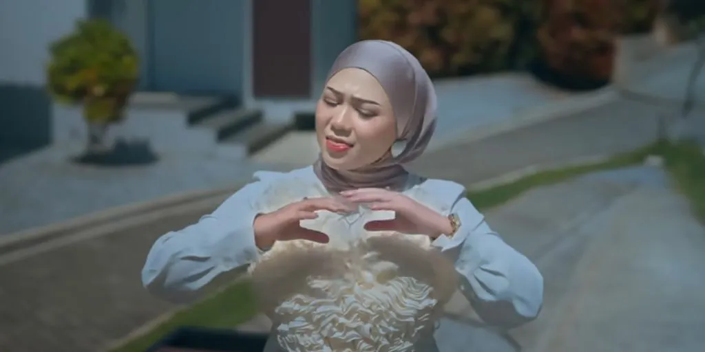 Fauzana - Basarah Ka Garih Tangan