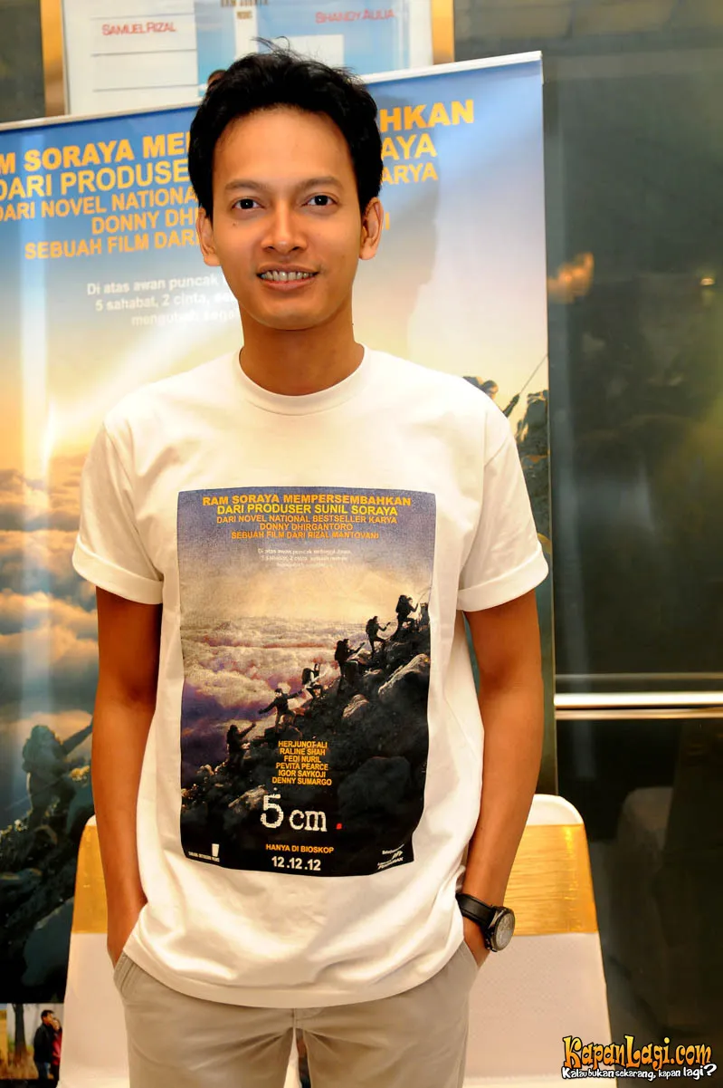 Seganteng ini masih jomblo?