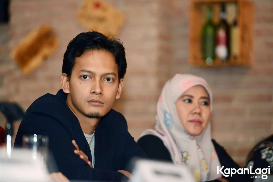 Fedi tolak tawaran job di luar kota demi anak/©KapanLagi.com®/M. Akrom Sukarya