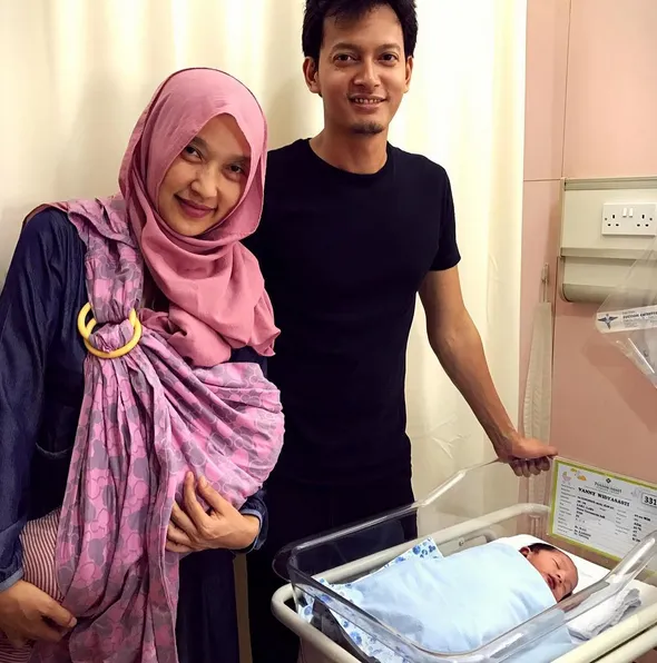 Fedi Nuril dikaruniai buah hati pertama © Instagram.com/gina.hendiana