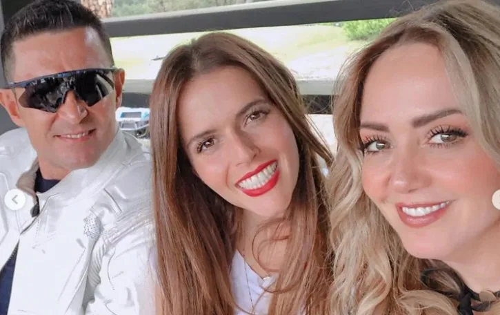 Fernando Colunga bersama Cladia Alvarez dan Andrea Legarreta © instagram.com/andrealegarreta