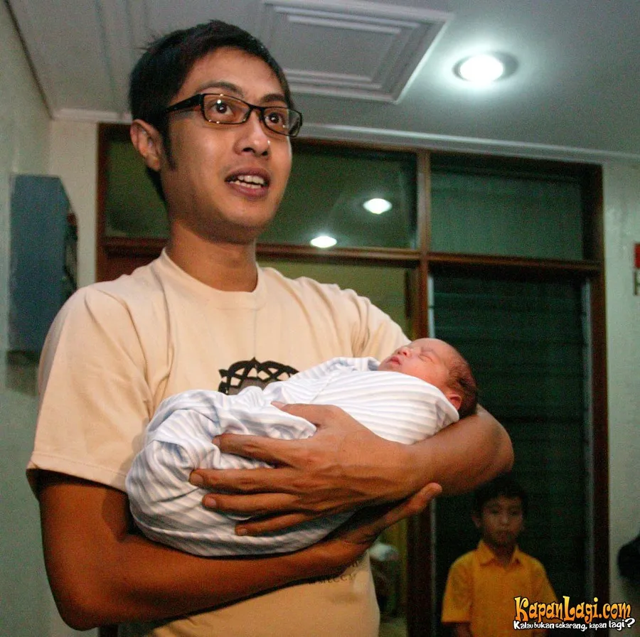 Anak Ferry Ardiansyah telah meminta seorang adik.