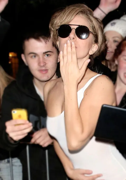 Lady Gaga, ngefans Aguilera @foto: Fameflynet