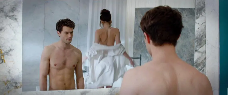 Salah satu adegan hot dalam FIFTY SHADES OF GREY/© Focus Features