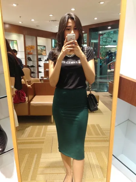 Respon selfie dari permintan follower, 