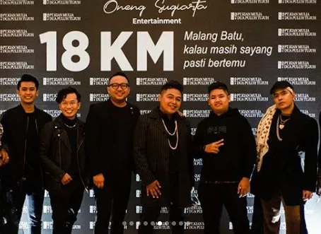 Pekerja Seni Malang di Gala Premier film 18KM