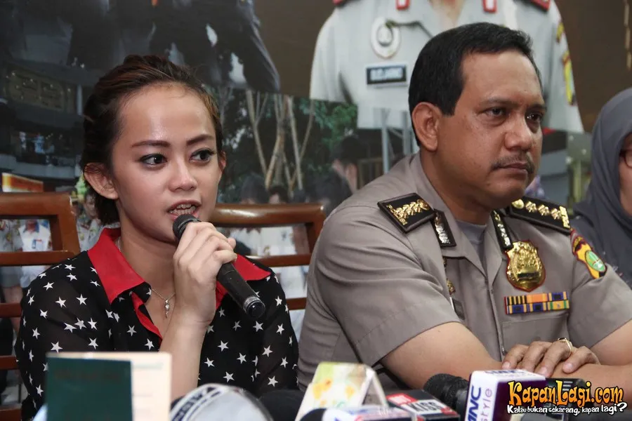 Fina Tiza datangi pihak kepolisian