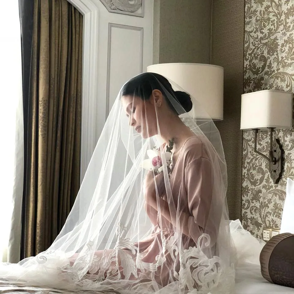 Penampilan Firrina yang simple namun cantik dan anggun! Credit: via instagram.com/maestroweddingorganizer