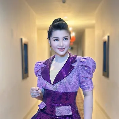 Fitri Carlina Rilis Bahagianya Aku Sama Kamu, Gak Disangka Sosok Ini yang Jadi Model MV