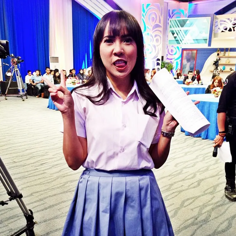 DIAN SASTRO-Diam Diam Anak Sastra dan Elektro / © instagram.com/fitrop