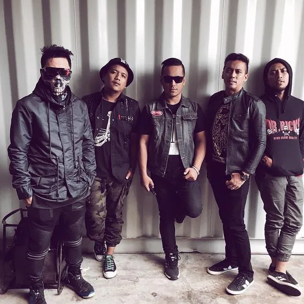 Album KSATRIA menandai 20 tahun perjalanan karir Five Minutes © Twitter.com/Chie_fm