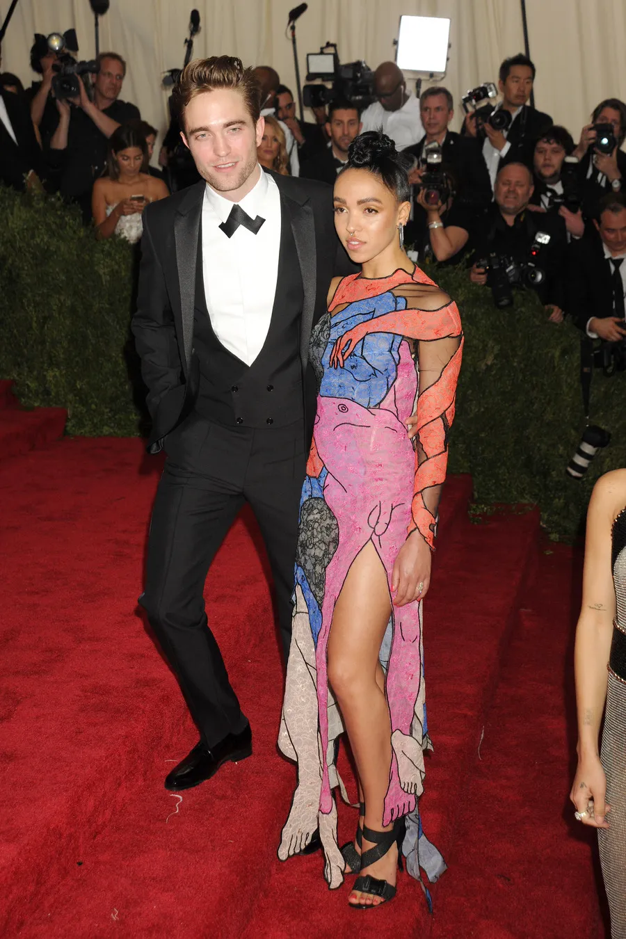 Hubungan FKA Twigs dan Robert Pattinson dikabarkan benar-benar kandas © Splashnews.com