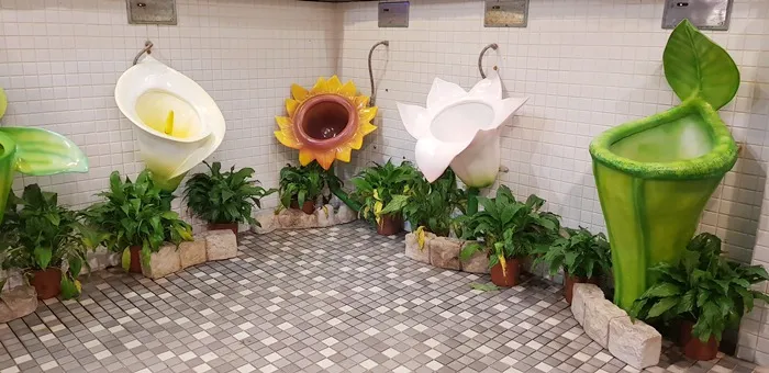Toilet di sini unik ya? KapanLagi.com/Boo