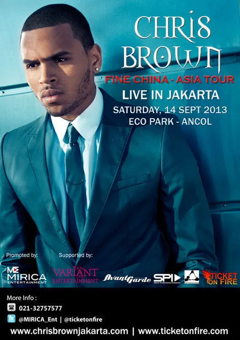 Poster konser Chris Brown