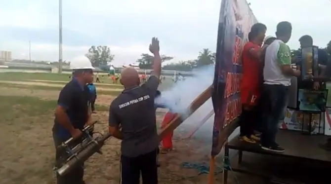 Selebrasi pakai fogging (credit: twitter.com/adesaktiawan)