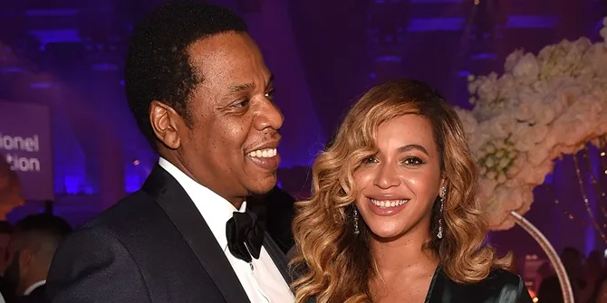Beyonce dan Jay Z menamai anak mereka Blue Ivy.