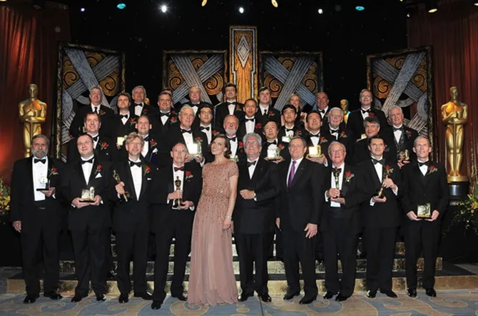 nggota Academy of Motion Picture Arts and Sciences (AMPAS) adalah para voters untuk piala oscar.