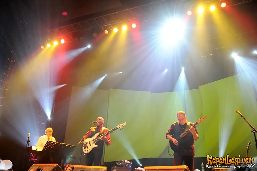 Fourplay/@Foto: KapanLagi.com®