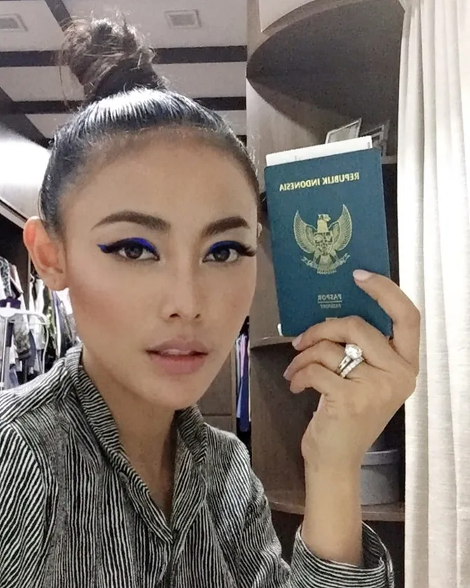 Tanggapi isu pindah kewarganegaraan, Whulandary posting foto ini di akun Instagram pribadinya.