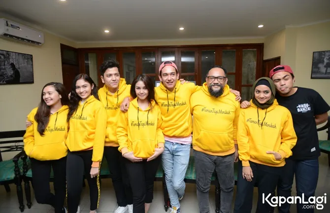 Kerja keras Adipati dan seluruh kru dalam film ini mendapat apresiasi dari banyak pihak dalam Gala Premier Sabtu (24/3) lalu.