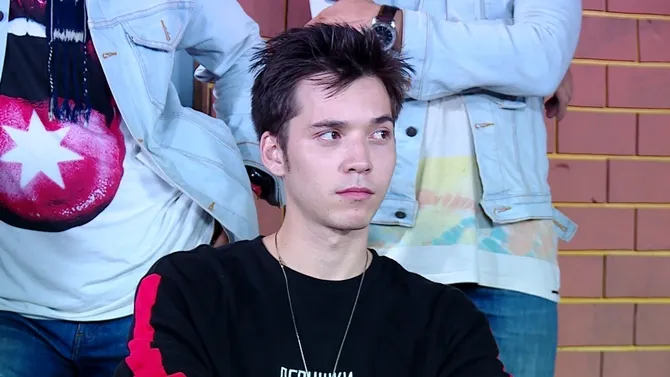 Hiro masih terbayang-bayang kesedihan yang dirasakan Milka.