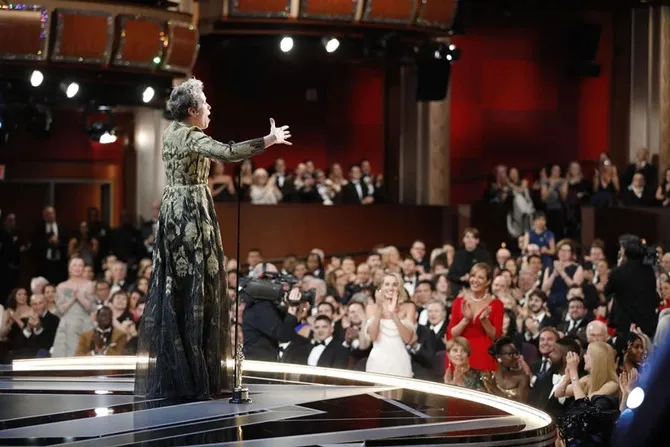 Dalam pidato kemenangannya, Frances McDormand mengakhiri dengan istilah ‘Inclusion Rider’.