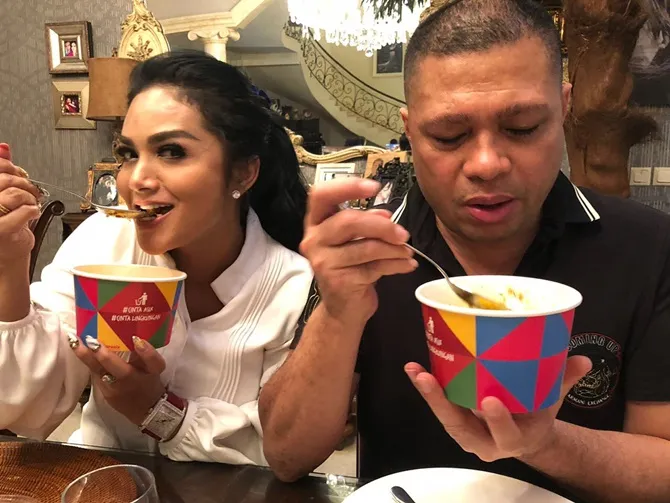 Kumpul Bersama Aurel dan Azriel, Begini Kebahagiaan Krisdayanti (Credit: Instagram).