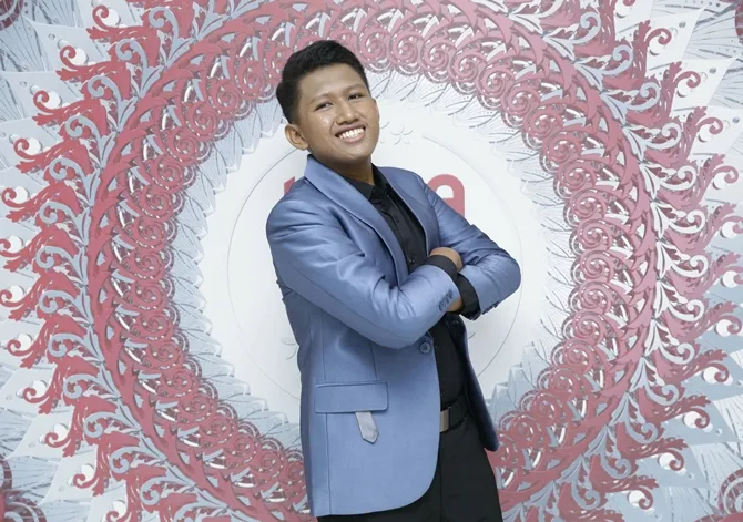 Duta dari provinsi Kalimantan Utara ini sukses membawakan lagu berjudul Akhir Sebuah Cerita.