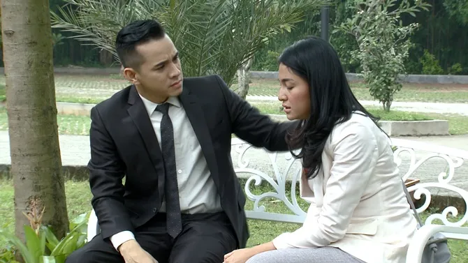 Aris dan Yuni dipermalukan habis-habisan di depan jajaran direksi.
