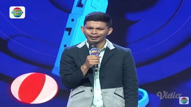 Oki nggak segan-segan akui ia juga berharap bisa merambah ke dunia film seperti para seniornya.