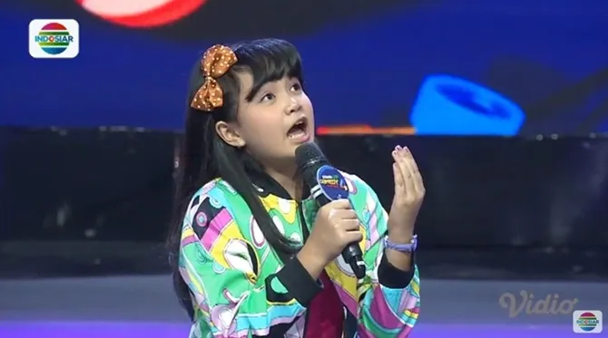 Bit penutup Tasya yang diwarnai aksi berdoanya yang kocak.